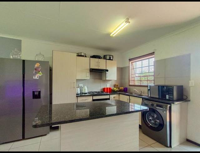 3 BEDROOM HOUSE FOR SALE IN HEATHERVIEW